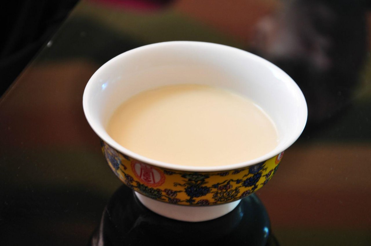 酥油茶 · 抵御高寒的一碗热饮