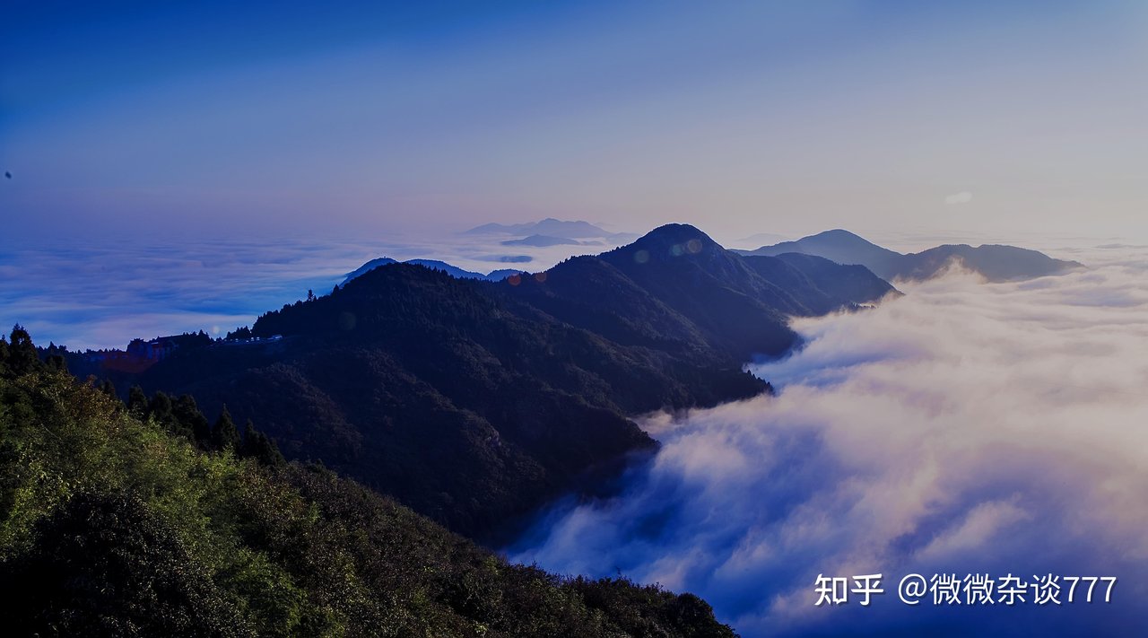 祝融峰日出云海 · 山顶的黄金十分钟