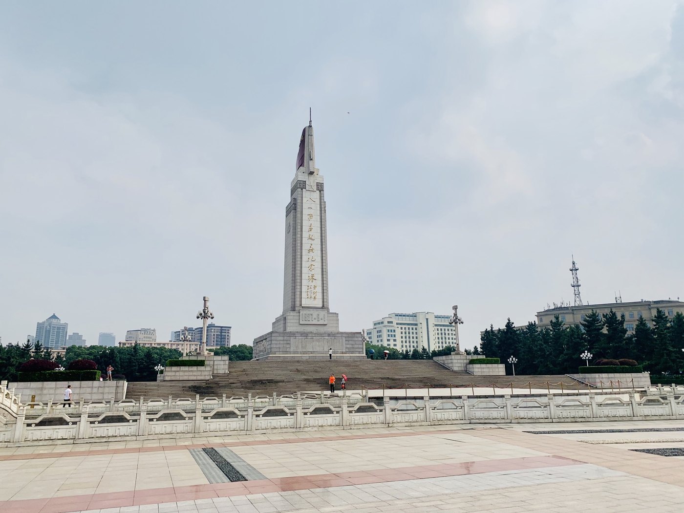 八一广场